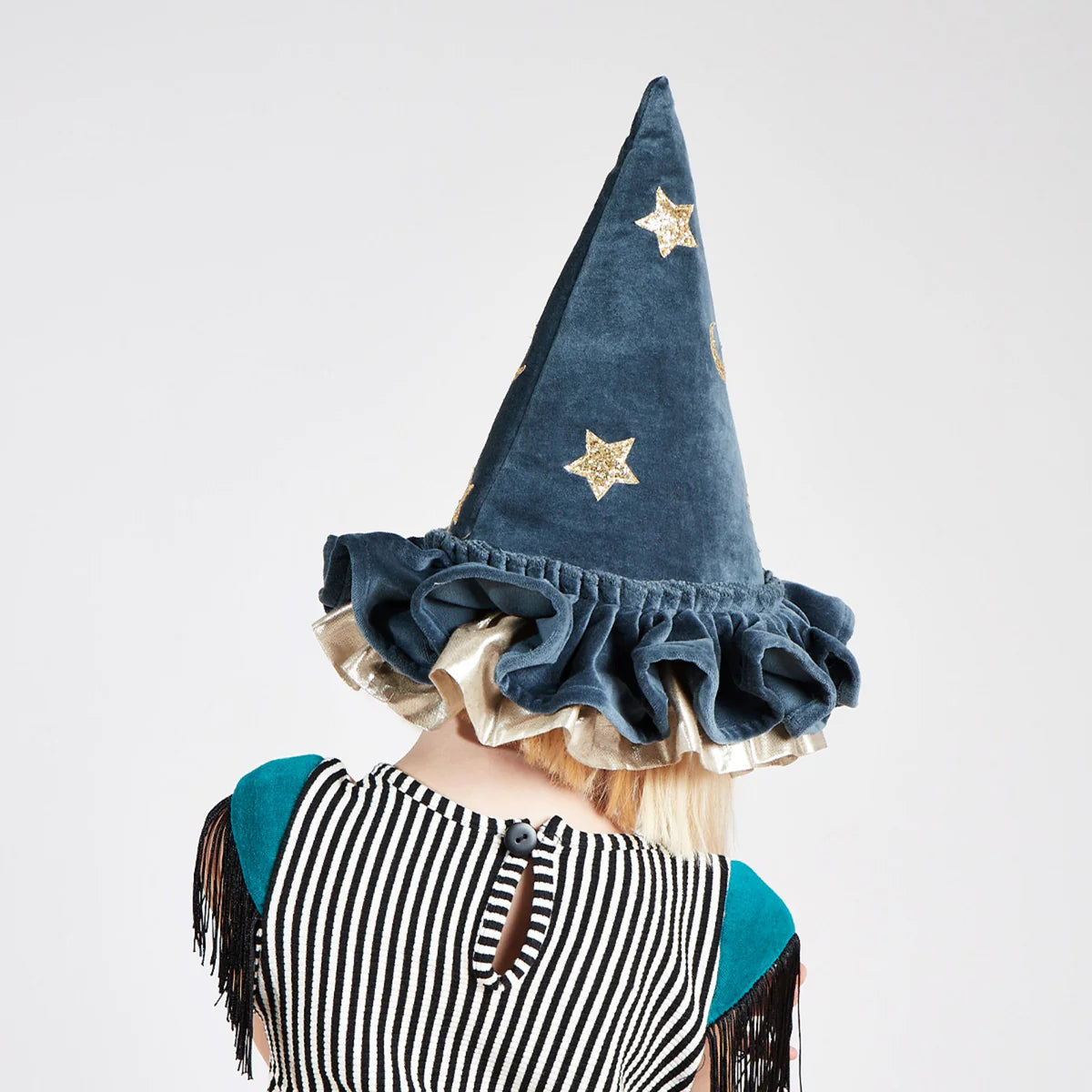 pointed blue hat