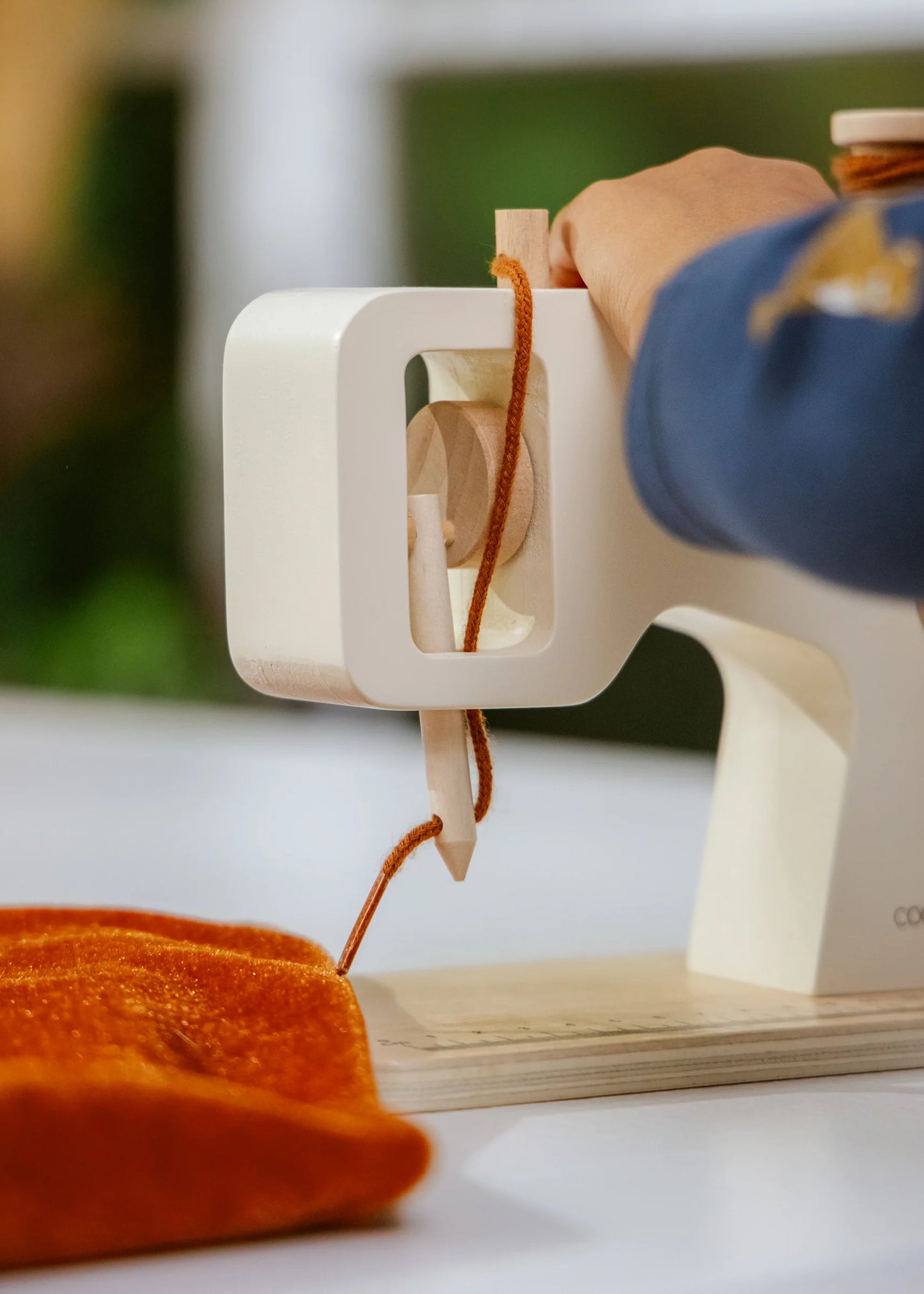 wooden sewing machine playset