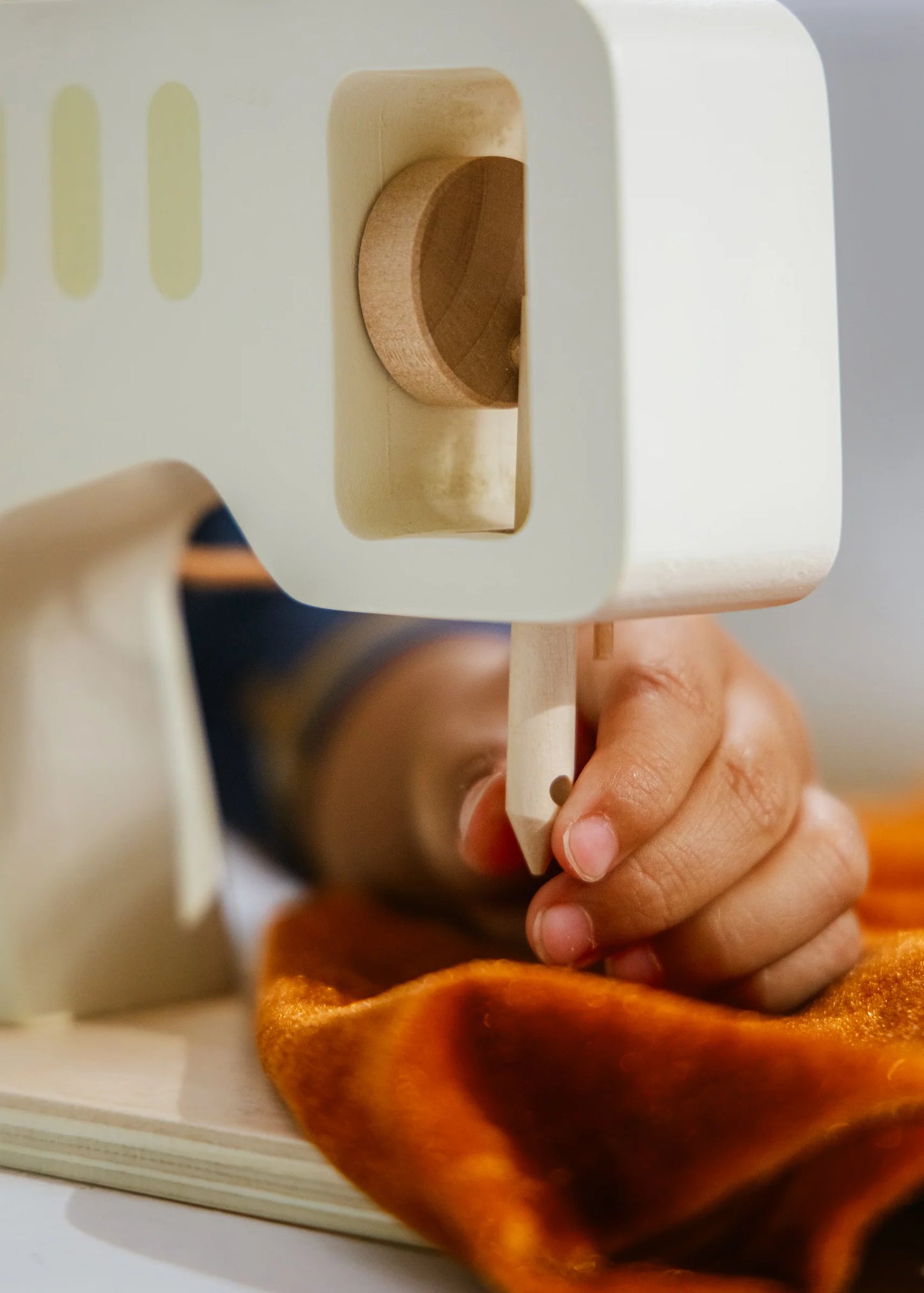 wooden sewing machine playset