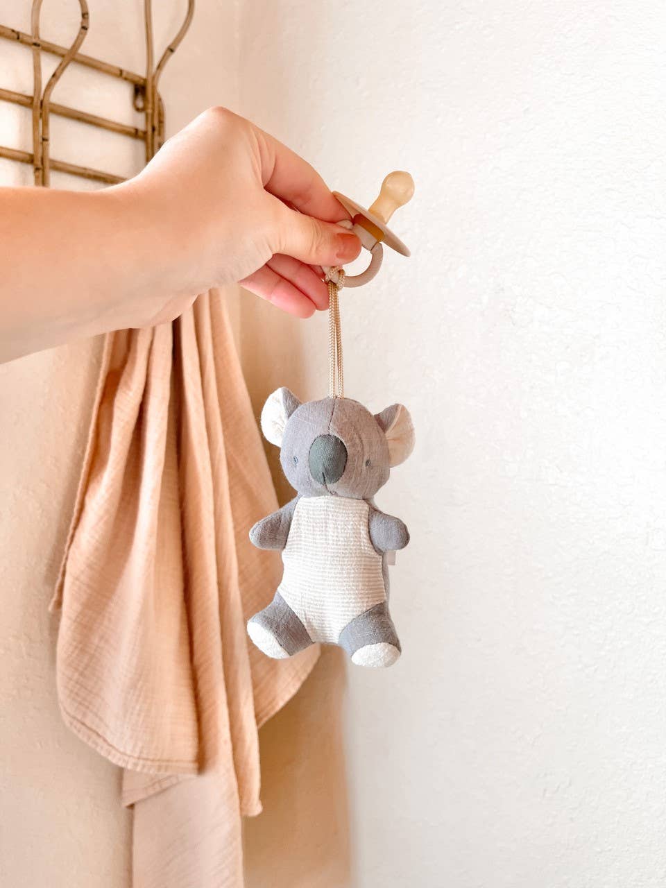 bitzy pal - natural rubber pacifier & plush
