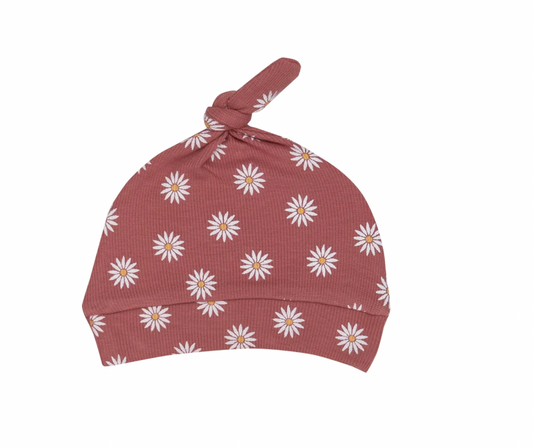knotted hat - daisy dot